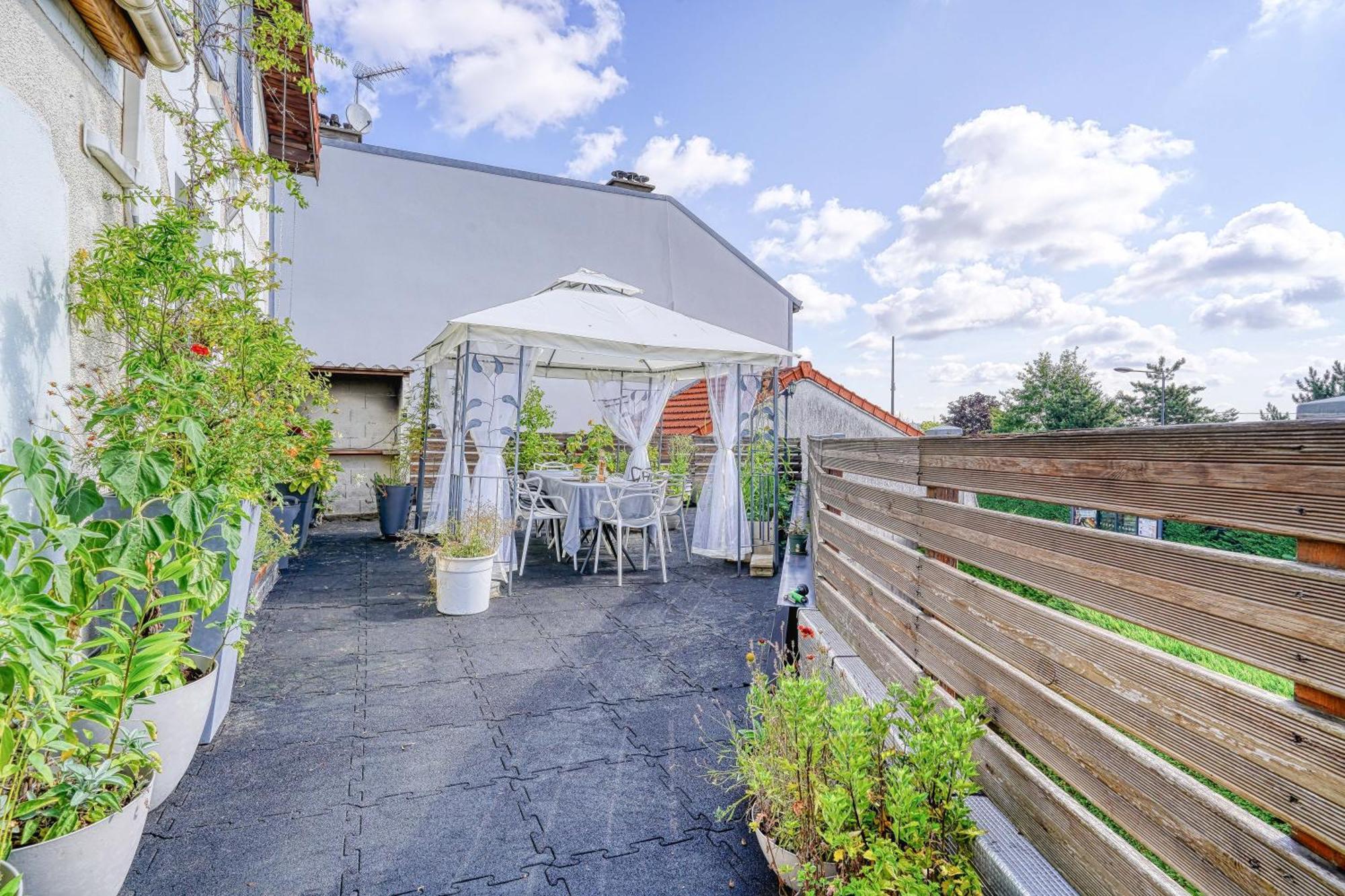 Greg & Theo'S Fontenay-sous-Bois Exterior foto